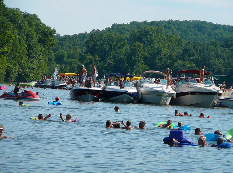 5 Important Boater Safety Rules Summer for 2019 on Lake of the Ozarks
